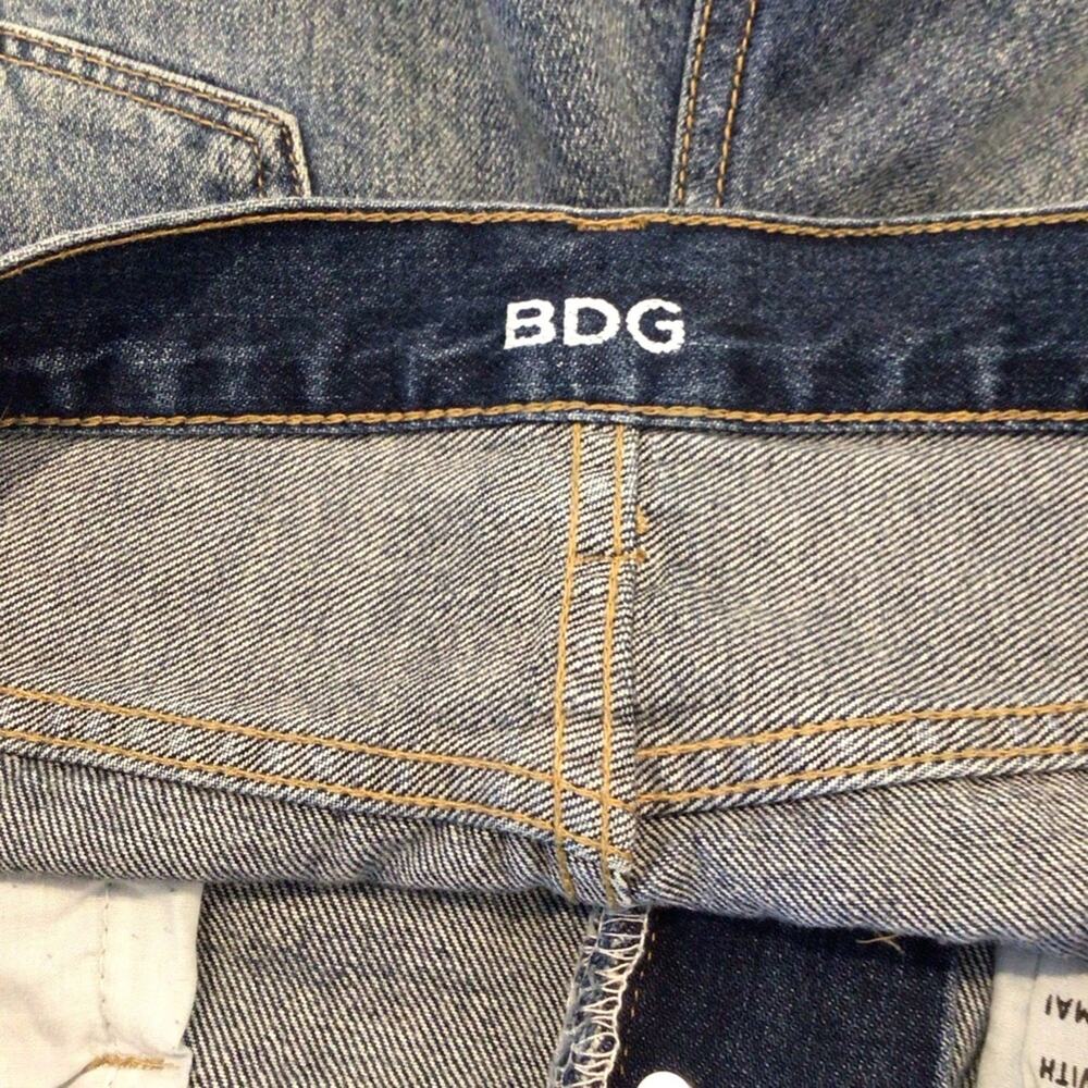 BDG Denim Breezy Mid Rise Short size 27 - Picture 4 of 5